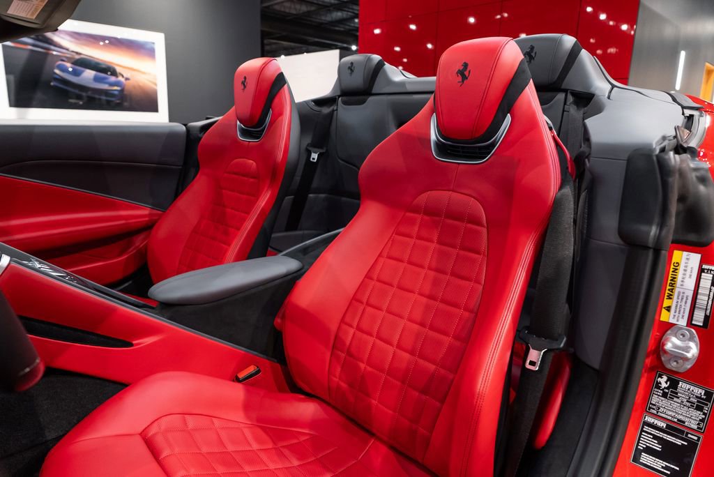 Certified 2024 Ferrari Roma Spider image 4