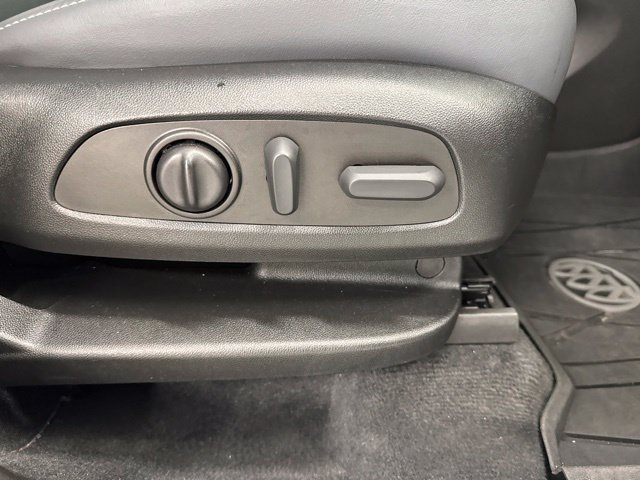 Used 2023 Buick Enclave Essence w/ Experience Buick Package AWD/4WD image 28