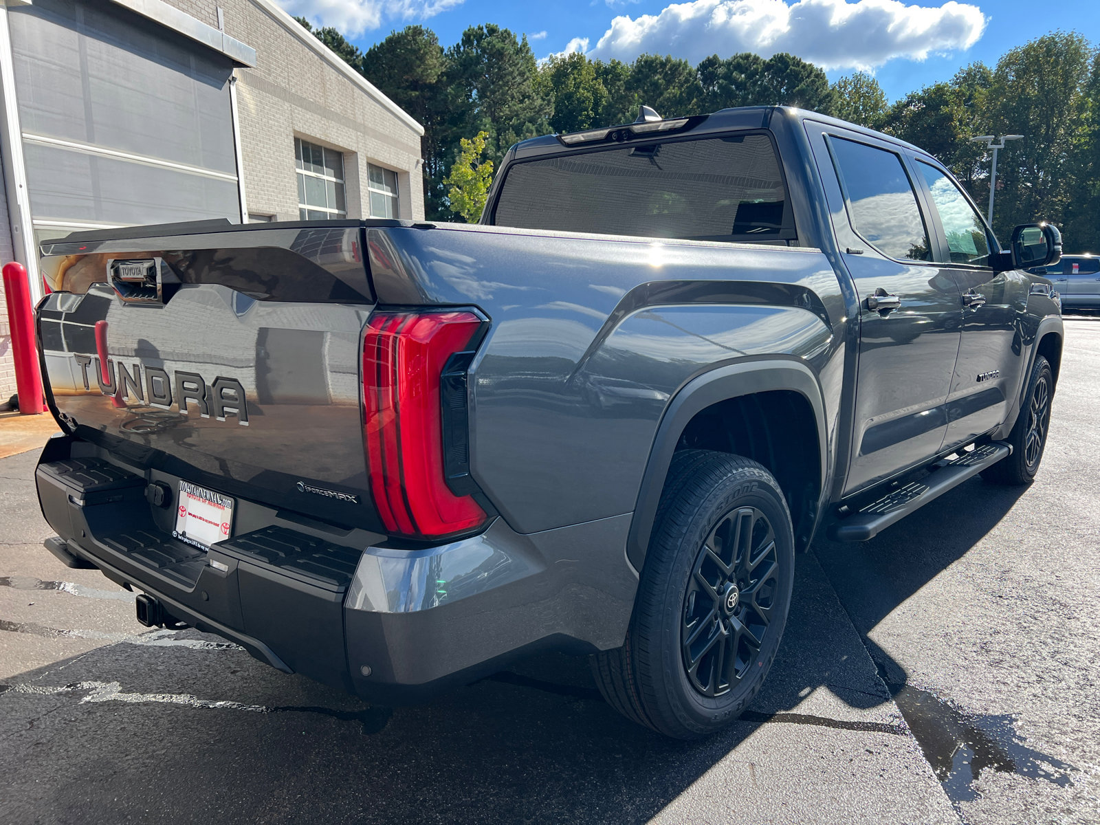 New 2026 Toyota Tundra Limited image 3