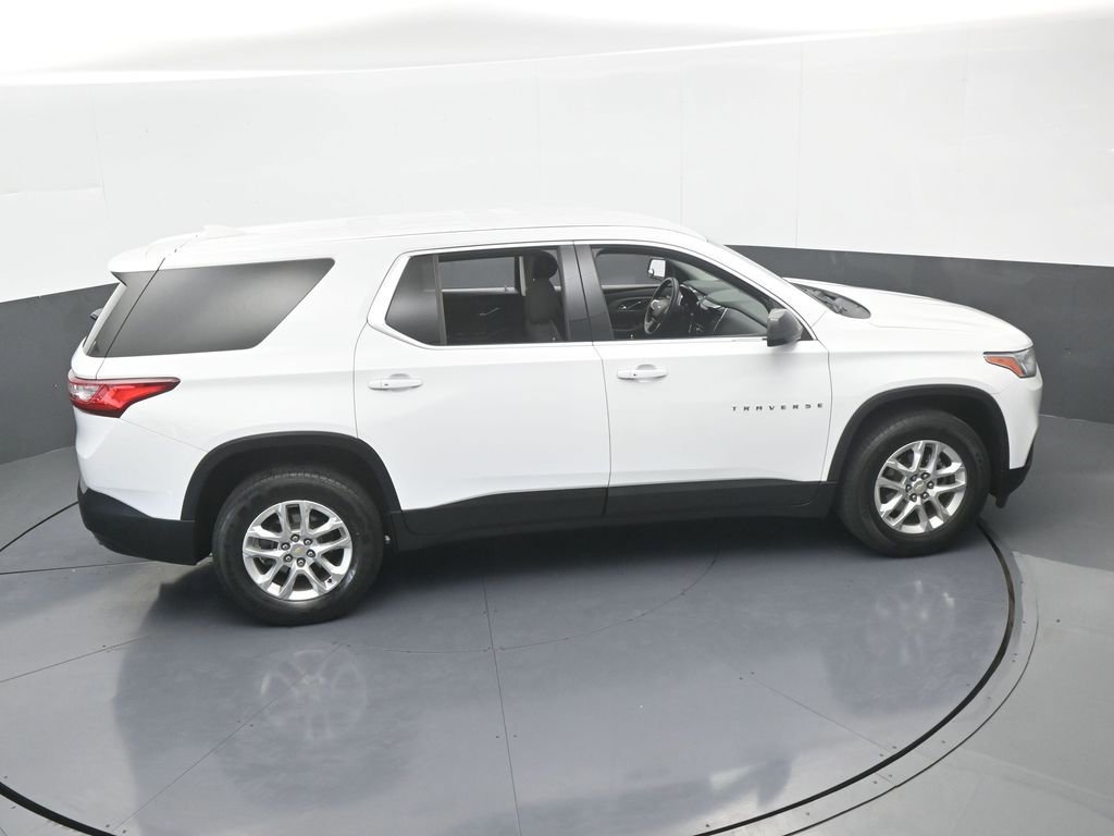 Used 2021 Chevrolet Traverse LS image 48