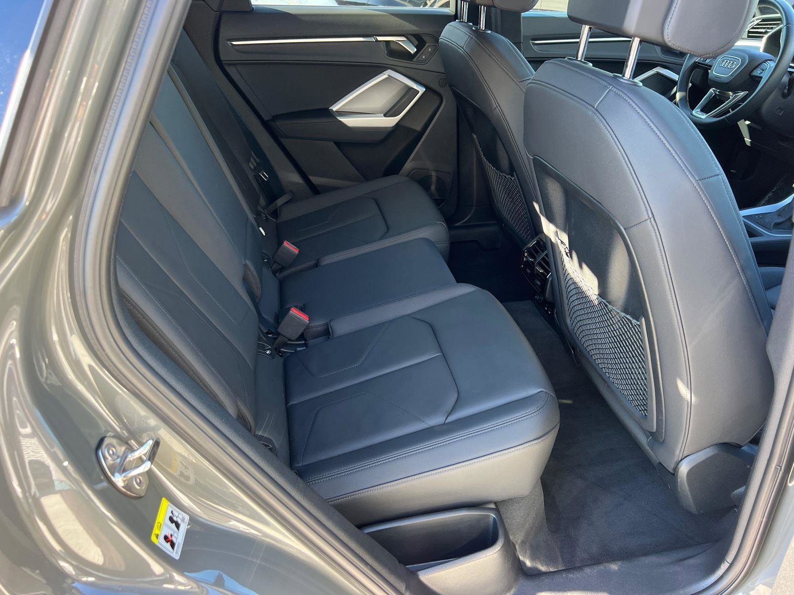 Used 2024 Audi Q3 2.0T Premium Plus w/ Premium Plus Package image 15