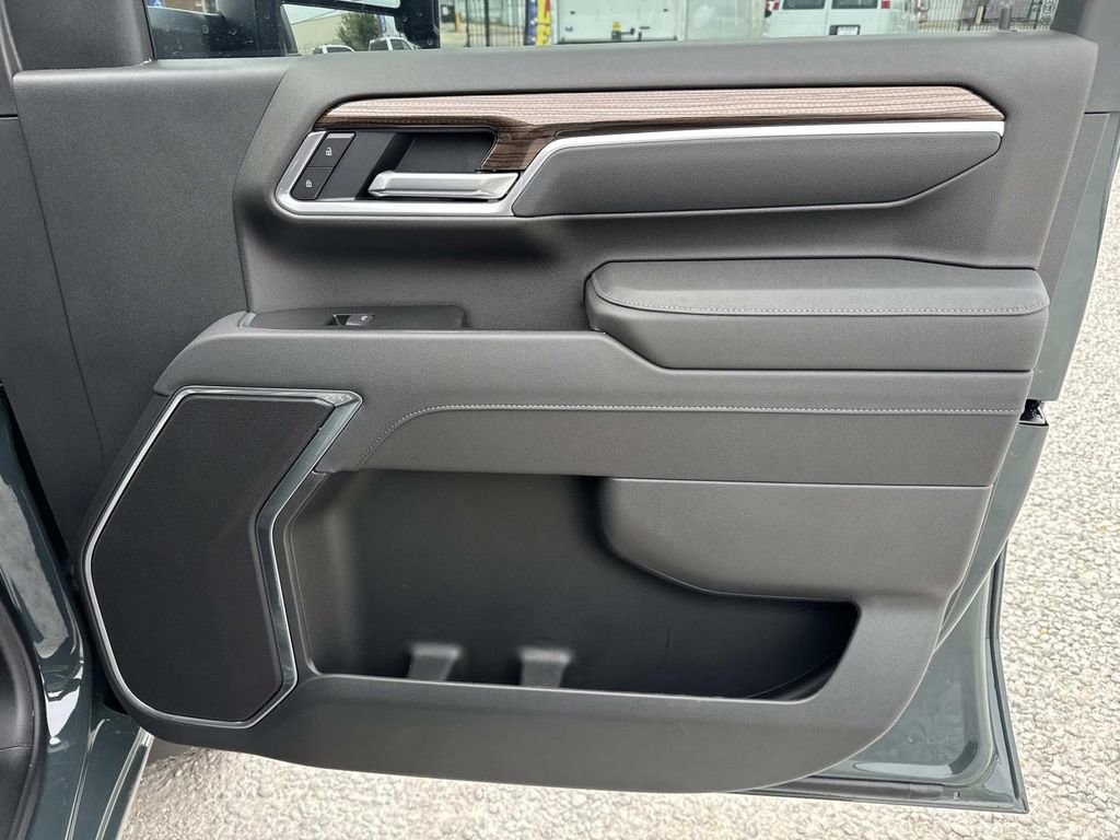 New 2026 Chevrolet Silverado 2500 LT w/ All Star Edition AWD/4WD image 13