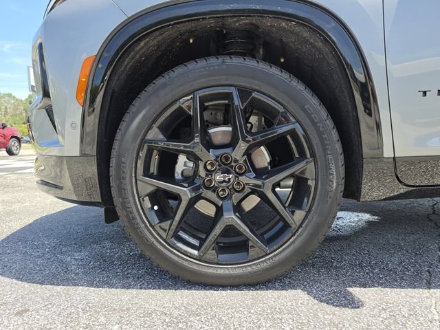 New 2026 Chevrolet Traverse RS w/ LPO, Floor Liner Package FWD image 39