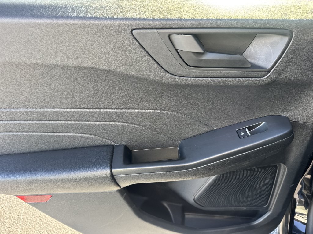 Used 2025 Ford Escape Active AWD/4WD image 21