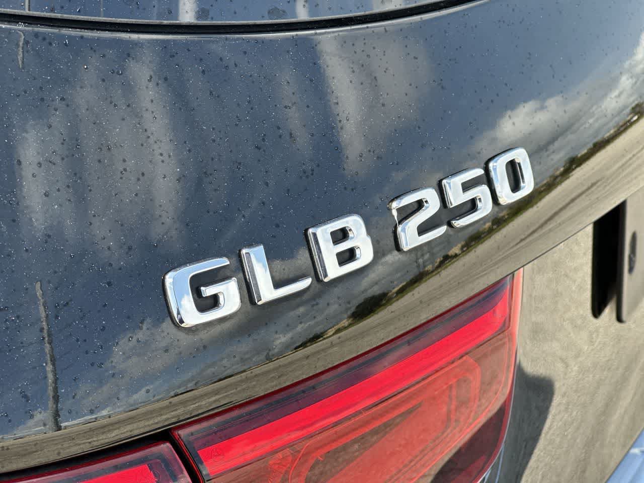 Used 2020 Mercedes-Benz GLB 250 4MATIC image 12