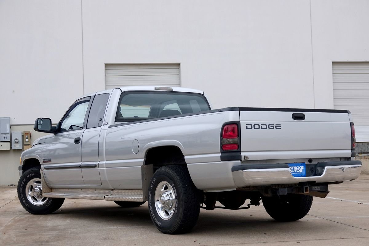 Used 2002 Dodge Ram 2500 Truck SLT image 4