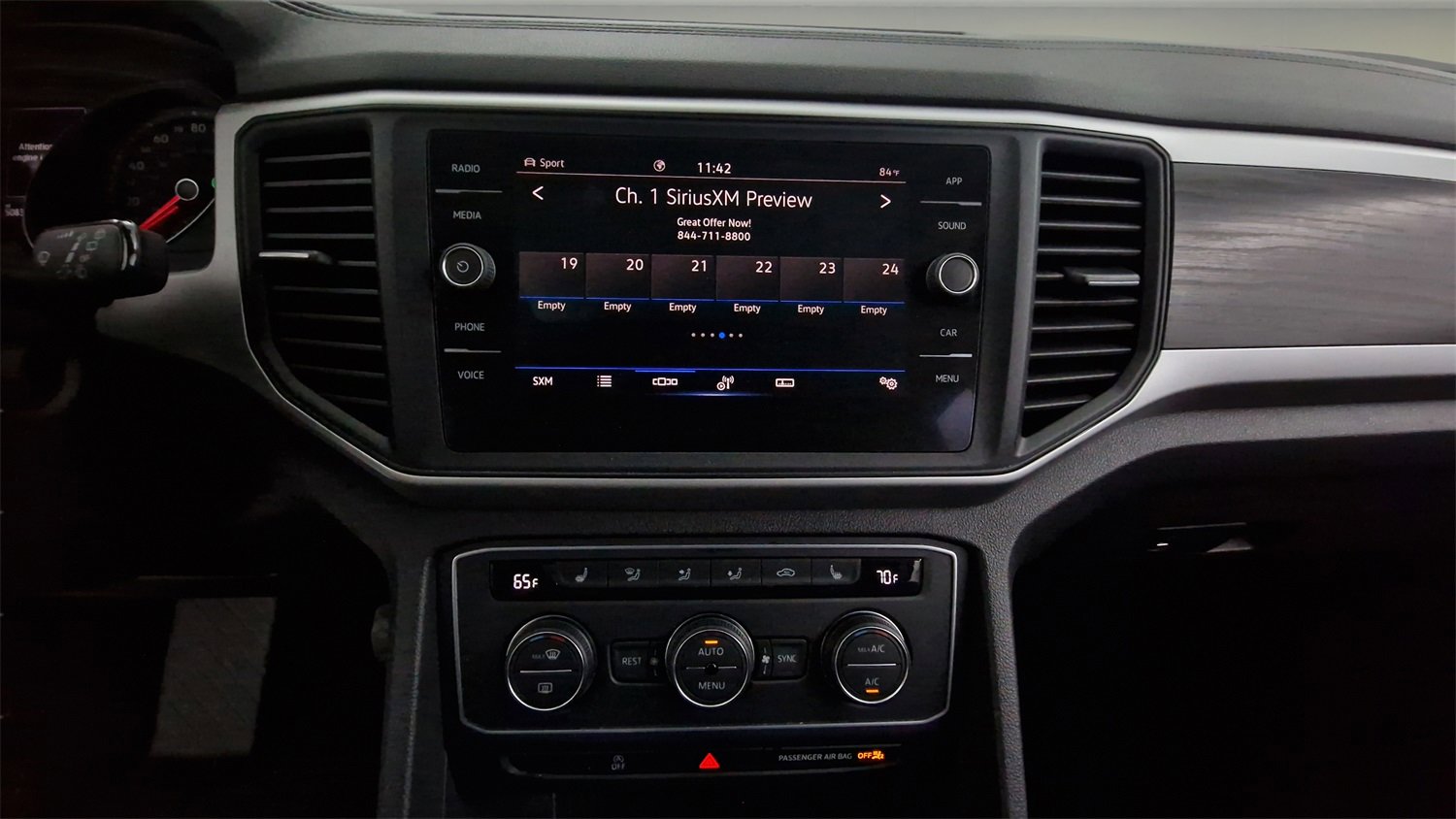 Used 2021 Volkswagen Atlas SE w/ Panoramic Sunroof Package image 16