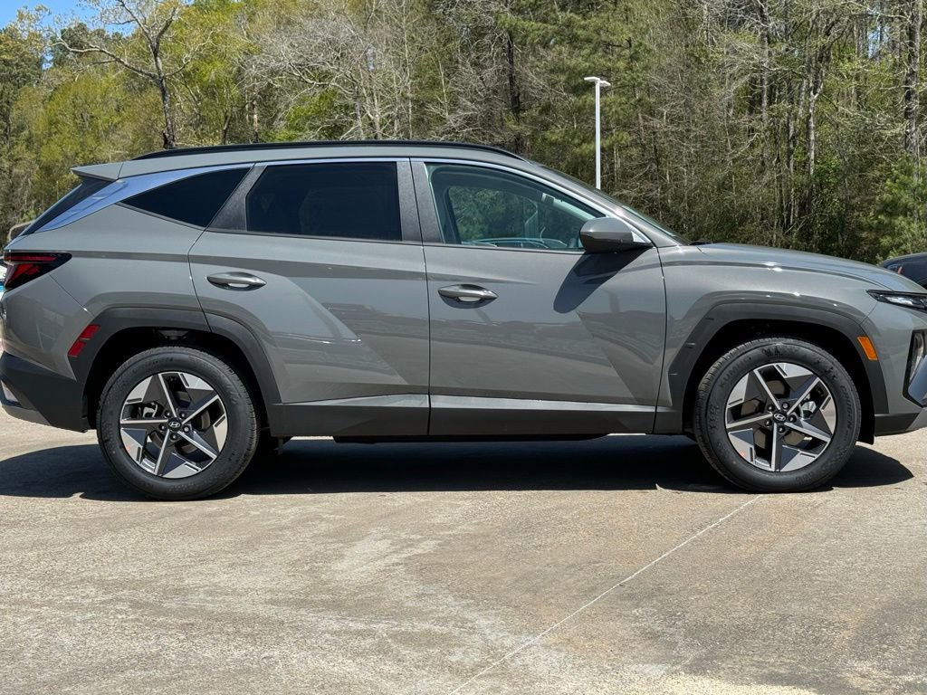 New 2025 Hyundai Tucson SEL FWD image 10