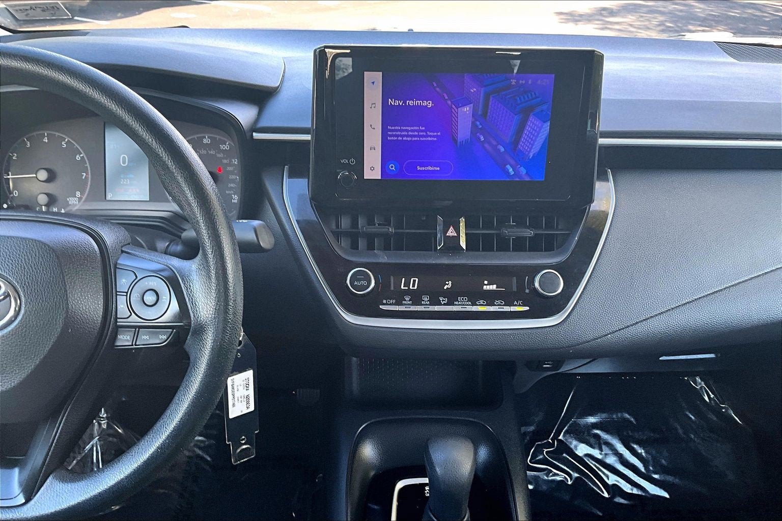 Used 2023 Toyota Corolla LE FWD image 6