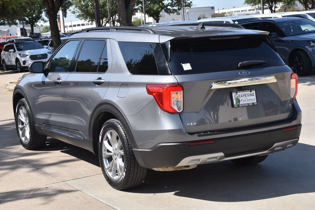 Used 2021 Ford Explorer XLT w/ Equipment Group 202A RWD image 10