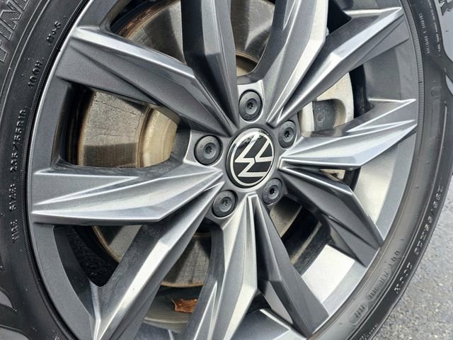 Used 2022 Volkswagen Tiguan SE image 7