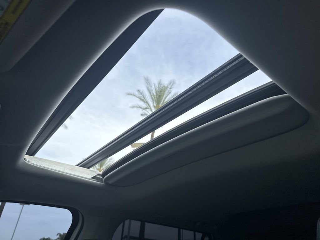 Used 2023 Toyota Sequoia SR5 w/ SR5 Premium Package AWD/4WD image 11