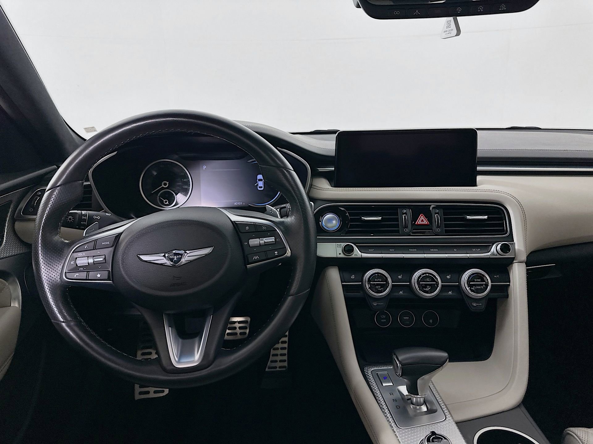 Used 2022 Genesis G70 3.3T w/ Sport Prestige Package image 25