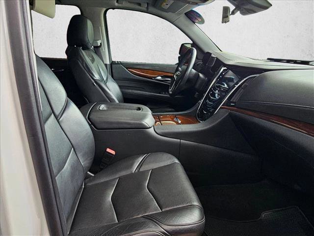 Used 2019 Cadillac Escalade Premium Luxury RWD image 20