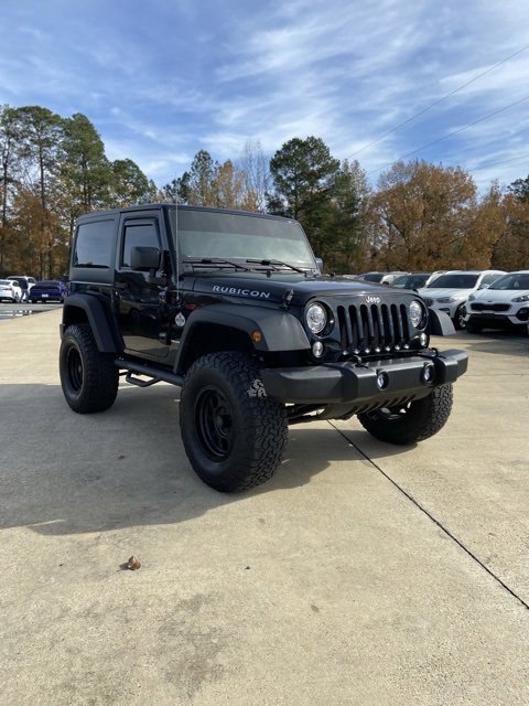Used 2018 Jeep Wrangler Rubicon w/ Power Convenience Group image 3