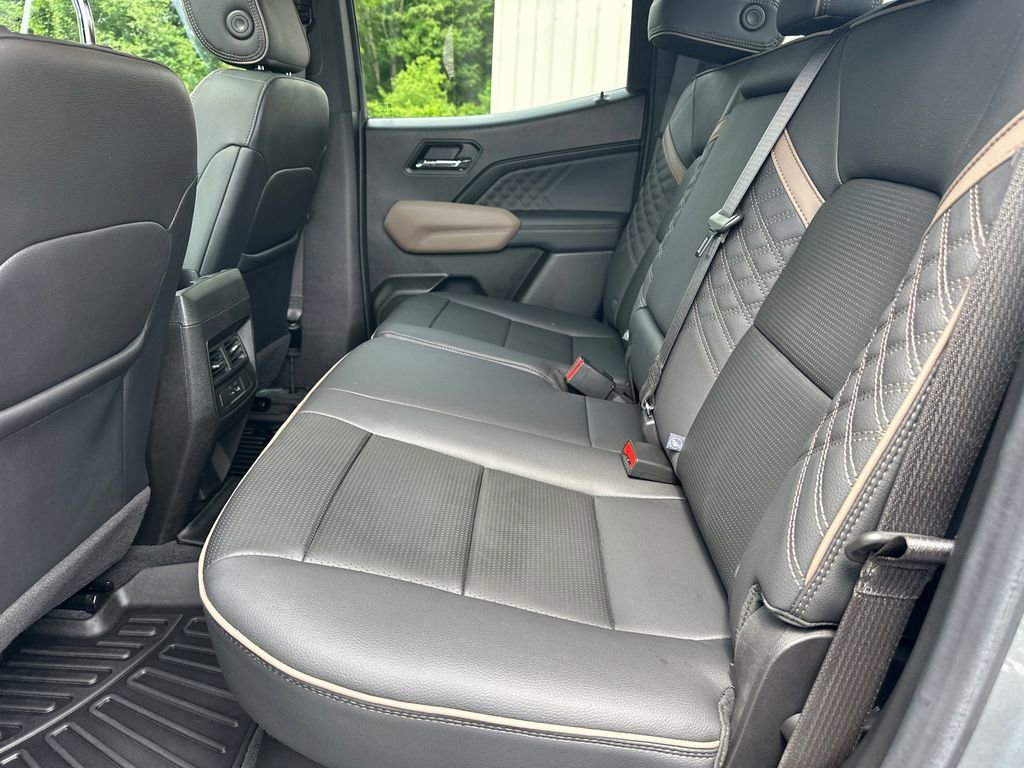Used 2024 GMC Canyon Denali AWD/4WD image 21