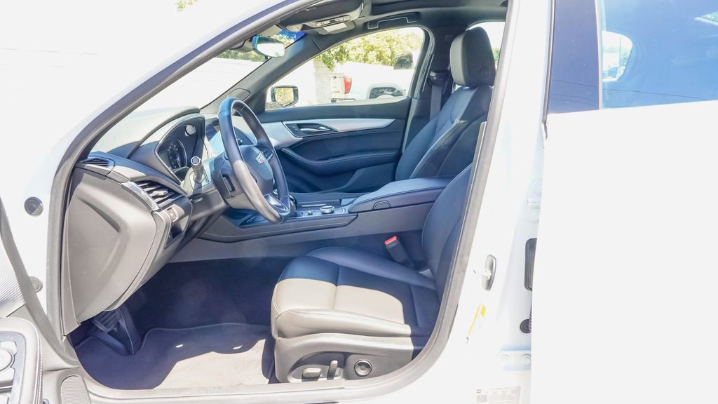 Certified 2023 Cadillac CT5 Luxury w/ Sun And Sound Package image 12