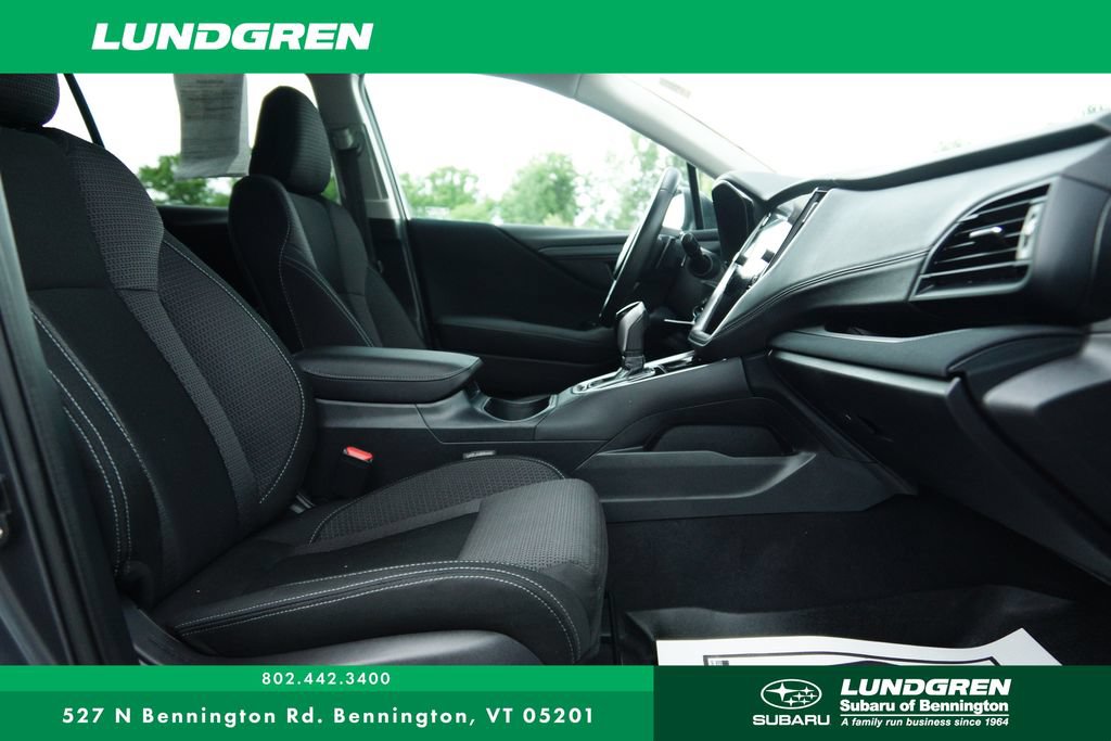 Used 2024 Subaru Outback Premium AWD/4WD image 9