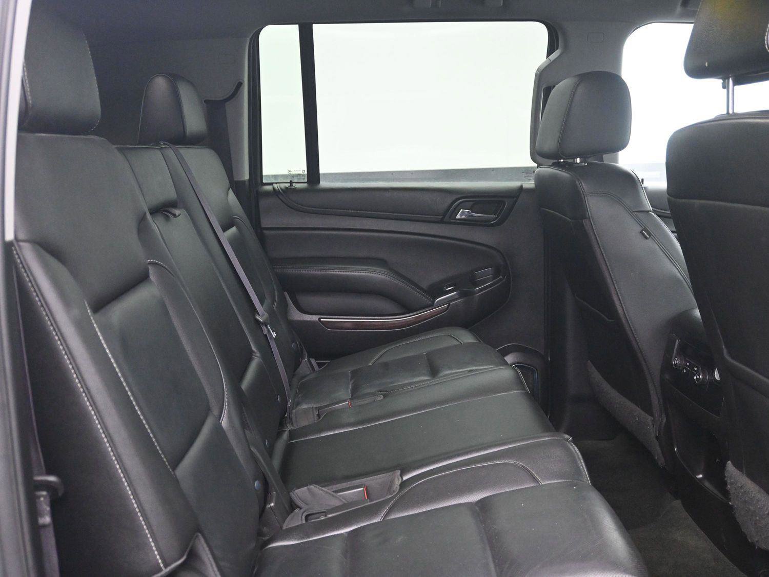 Used 2017 GMC Yukon XL SLT image 14