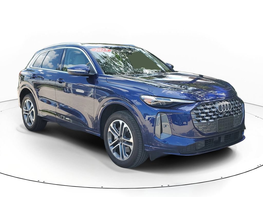 Certified 2025 Audi Q5 Premium Plus w/ Premium Plus