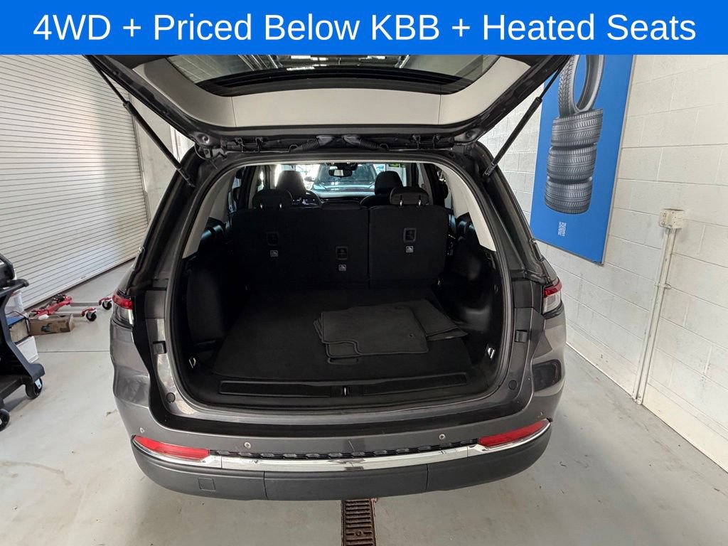 Used 2023 Jeep Grand Cherokee Laredo AWD/4WD image 20