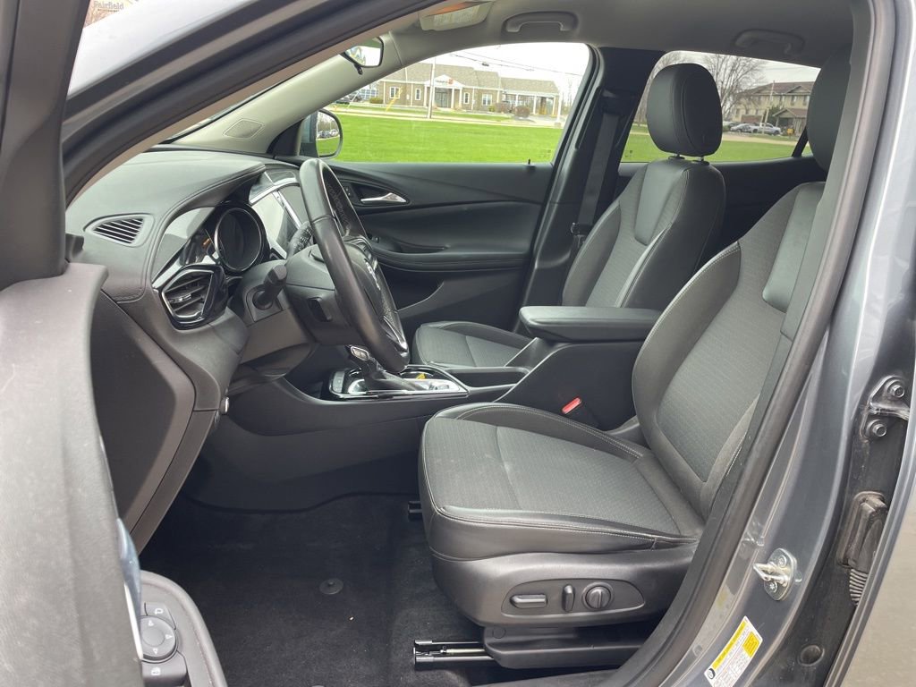 Used 2021 Buick Encore GX Preferred w/ Cold Weather Comfort Package image 8