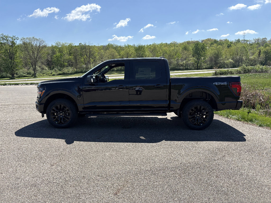 New 2026 Ford F150 XLT w/ Equipment Group 302A MID AWD/4WD image 2
