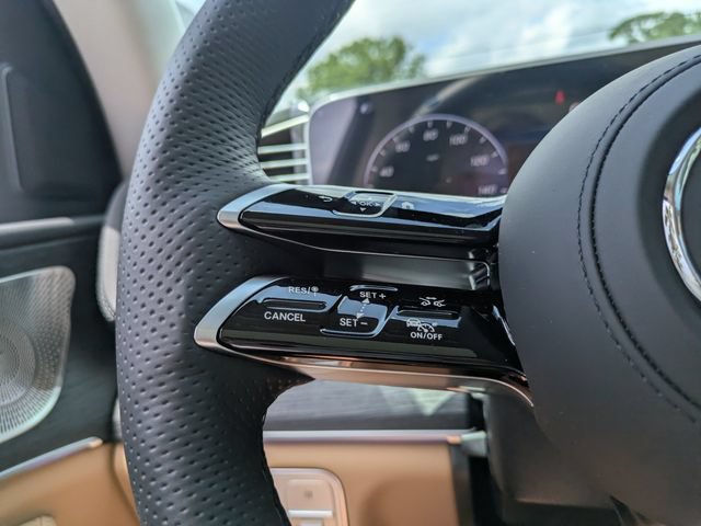 New 2026 Mercedes-Benz GLS 450 4MATIC image 32