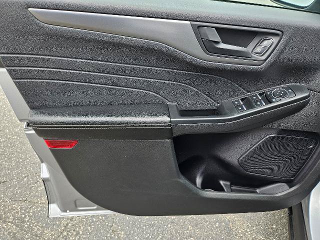 Certified 2024 Ford Escape Active AWD/4WD image 18