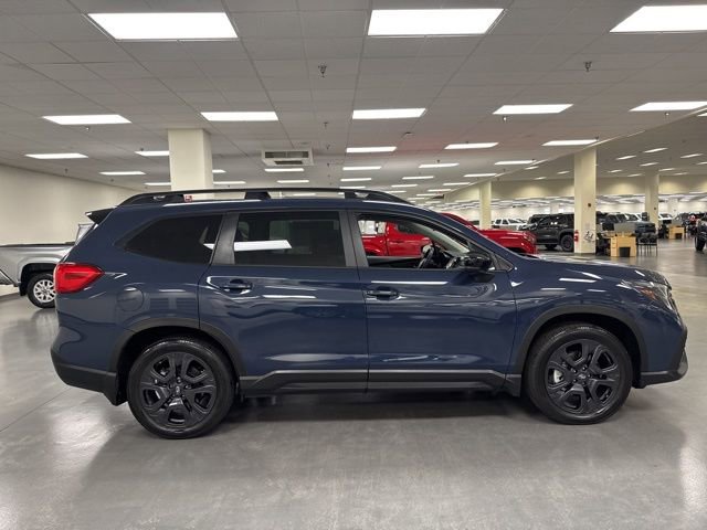 Used 2024 Subaru Ascent Onyx Edition image 8
