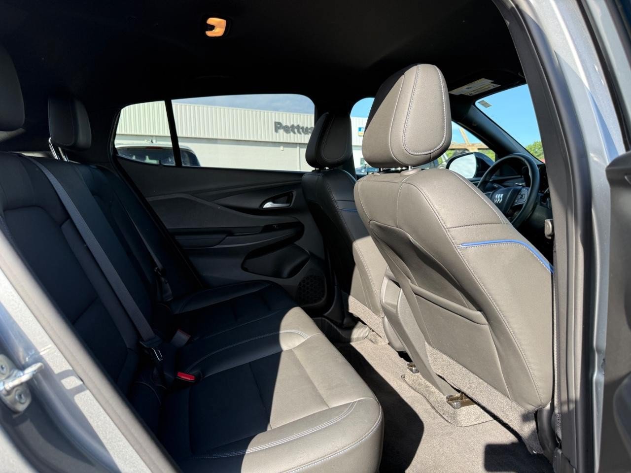 Used 2024 Buick Envista Sport Touring FWD image 10