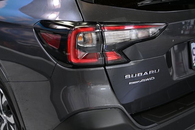 Used 2022 Subaru Outback Limited w/ Popular Package #2 image 19