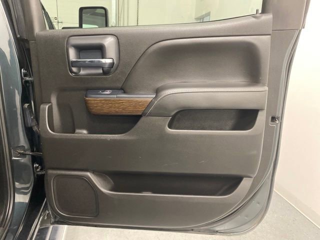 Used 2018 GMC Sierra 2500 Denali w/ Duramax Plus Package image 31