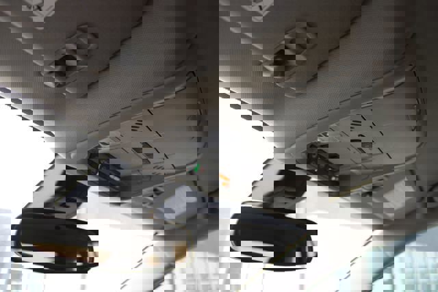 Used 2023 GMC Terrain SLT w/ Tech Package image 28