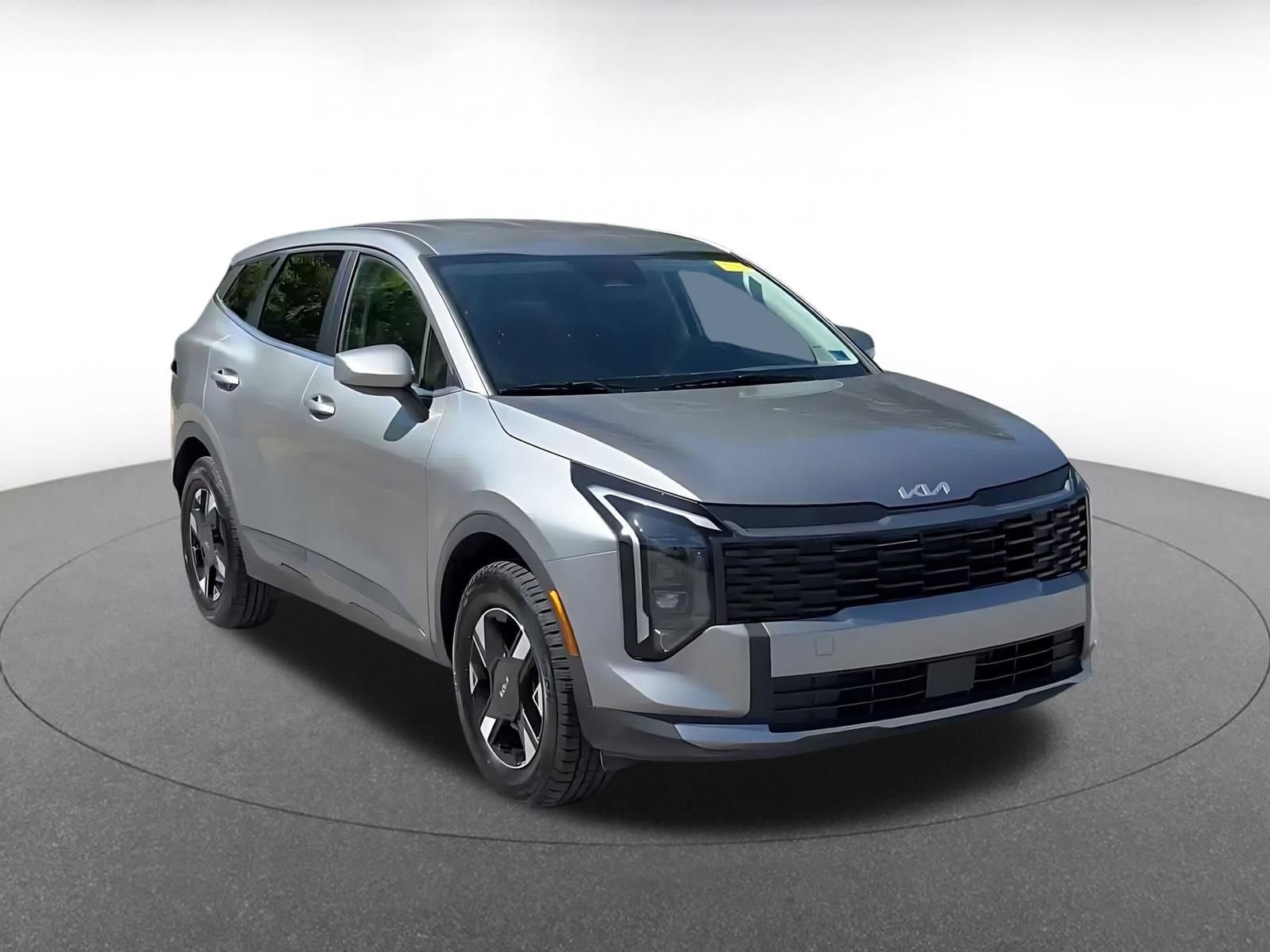 Used 2026 Kia Sportage LX AWD/4WD image 3