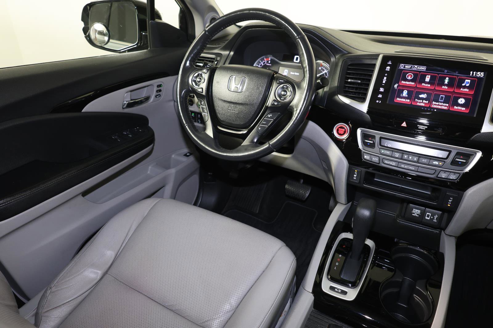 Used 2017 Honda Ridgeline RTL-E image 9