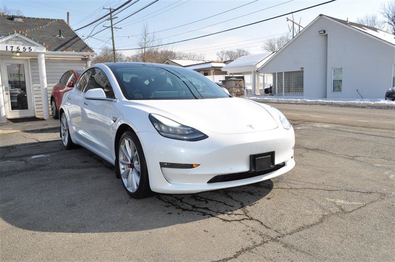 Used 2018 Tesla Model 3 Performance AWD/4WD image 3