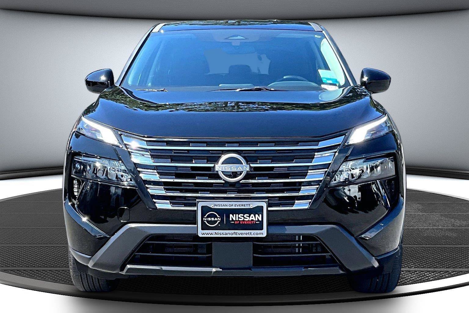 Used 2026 Nissan Rogue SV w/ Cold Weather Package AWD/4WD image 3