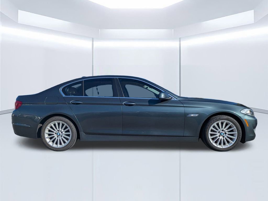 Used 2013 BMW 535i xDrive Sedan image 3