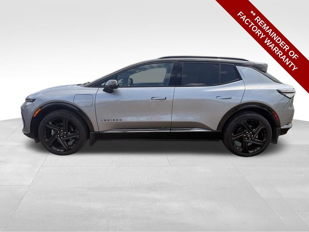 Used 2024 Chevrolet Equinox EV RS FWD image 2