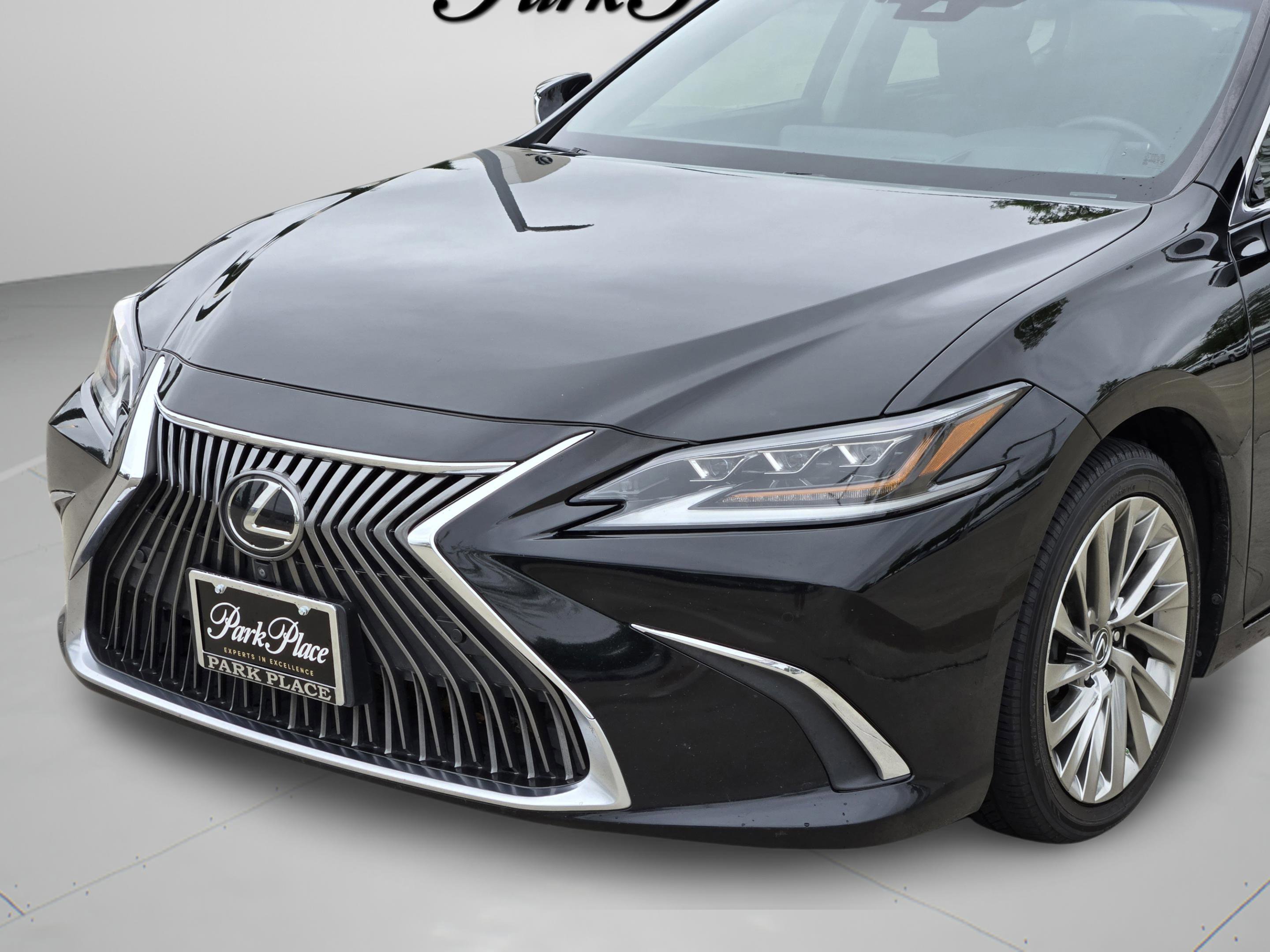 Used 2019 Lexus ES 350 Ultra Luxury FWD image 37