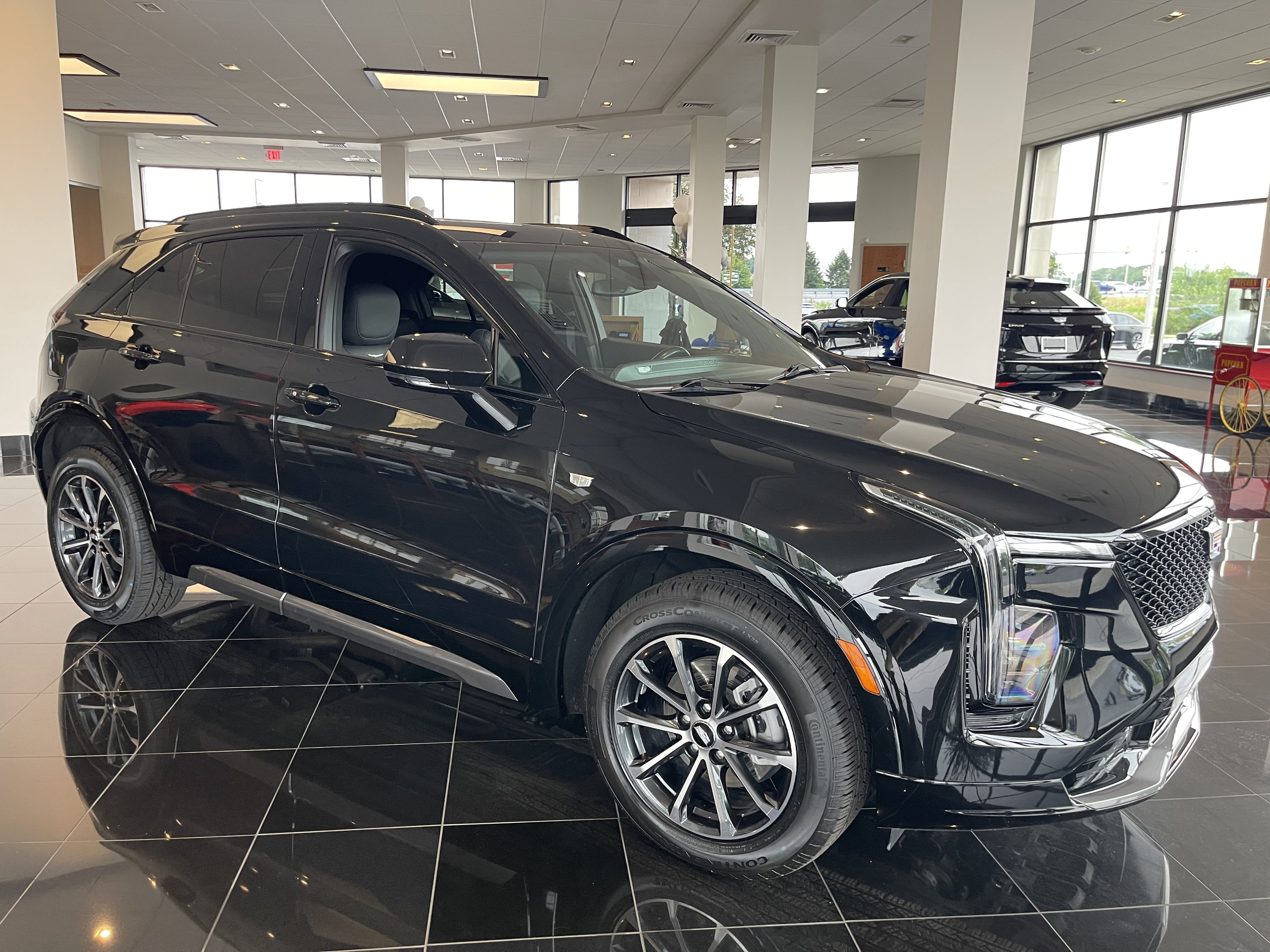 Certified 2024 Cadillac XT4 Sport AWD/4WD image 8