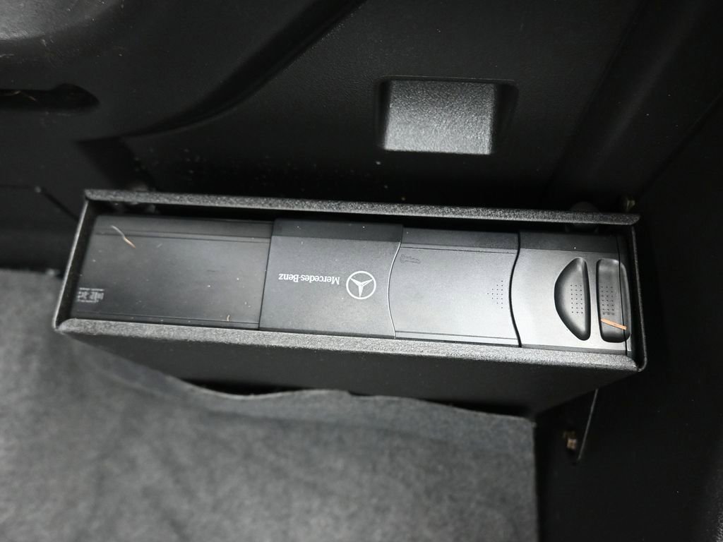 Used 2003 Mercedes-Benz SLK 230 image 26