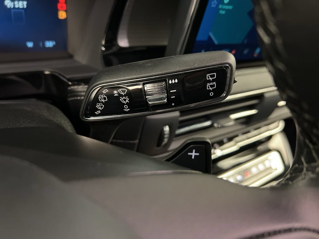 Used 2026 Lincoln Corsair Premiere AWD/4WD image 21