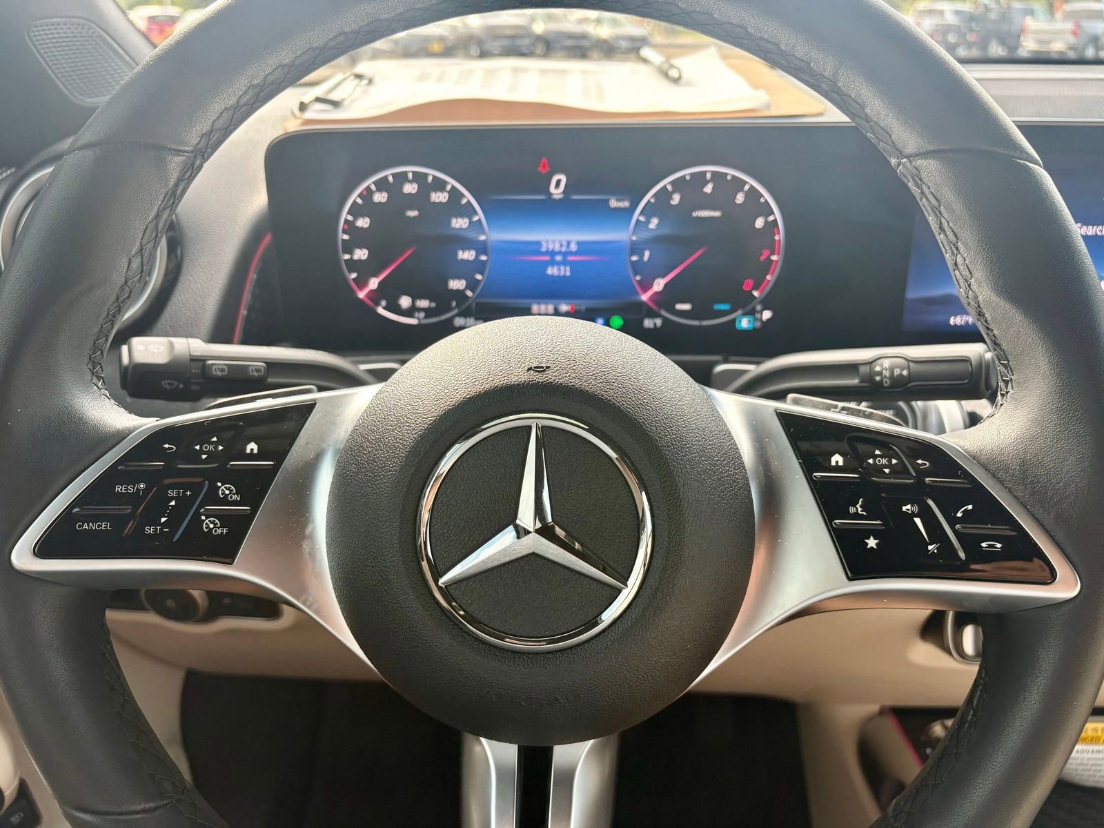 Used 2025 Mercedes-Benz GLB 250 image 17