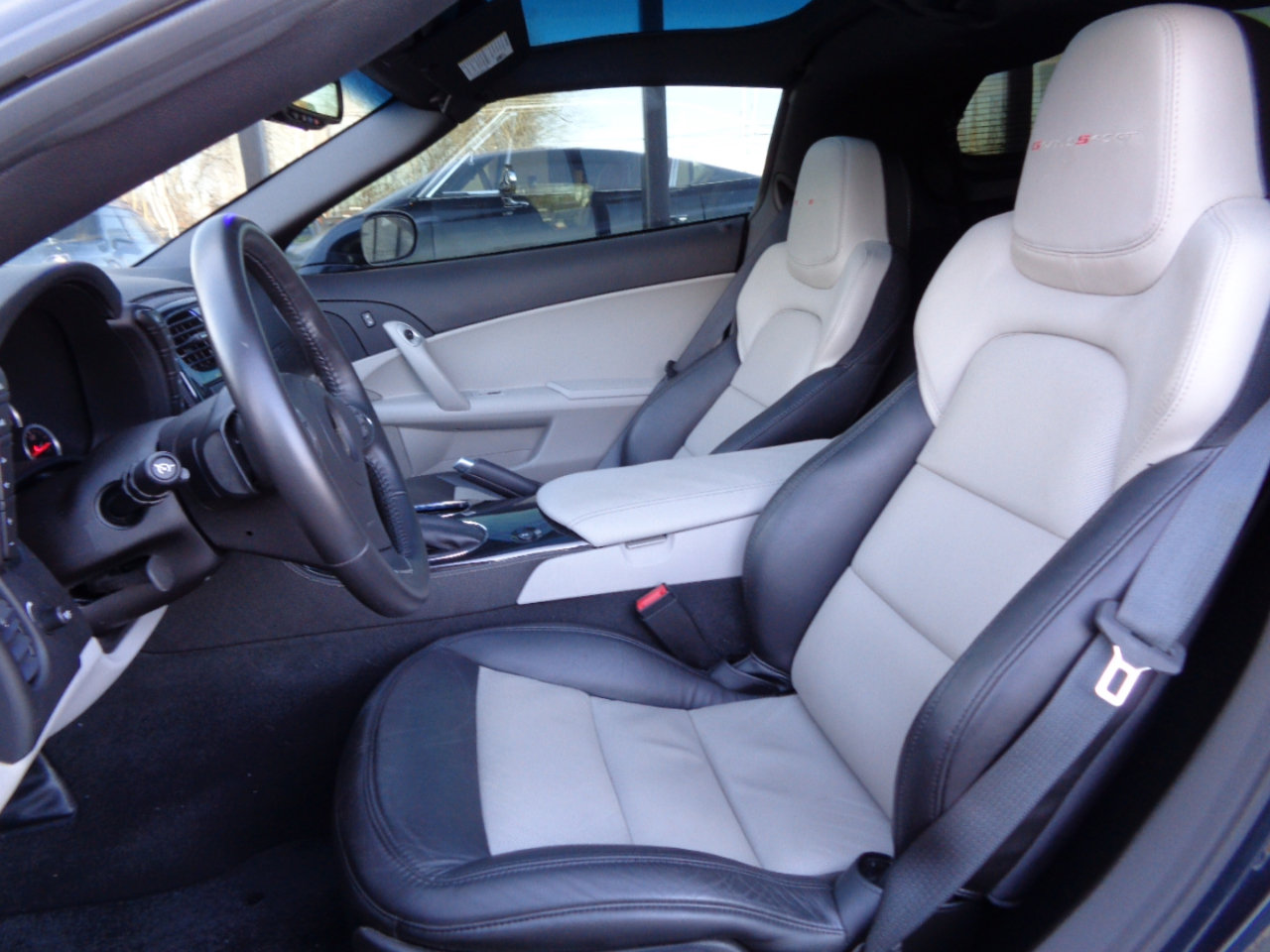 Used 2013 Chevrolet Corvette Grand Sport w/ 2LT Preferred Equipment Group image 11