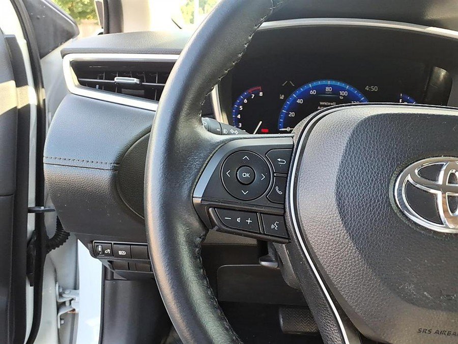 Used 2022 Toyota Corolla Cross XLE AWD/4WD image 27