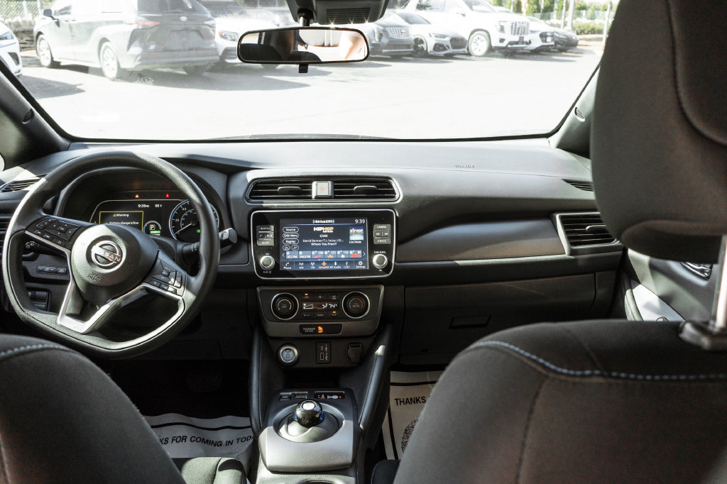 Used 2025 Nissan Leaf S FWD image 7