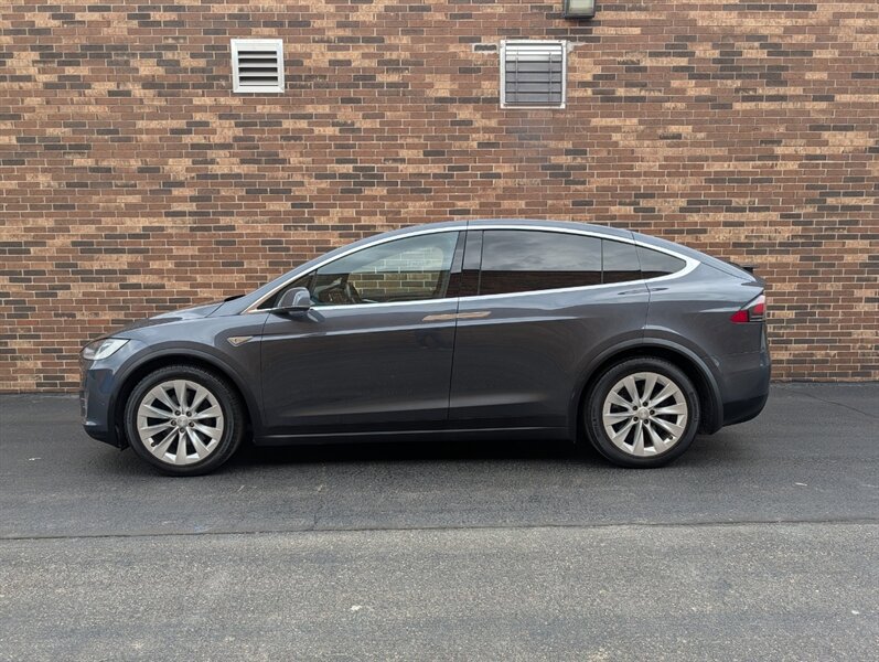 Used 2016 Tesla Model X 75D AWD/4WD image 8