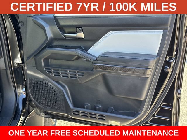 Used 2025 Toyota Tacoma Limited AWD/4WD image 8